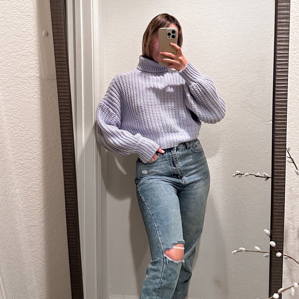 Light Blue turtleneck knitting sweater